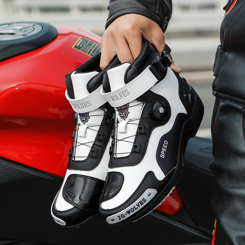 รองเท้าปั่นจักรยานโฟร์ซีซั่นส์ - Cycling Commute Shoes บทวิจารณ์และราคา