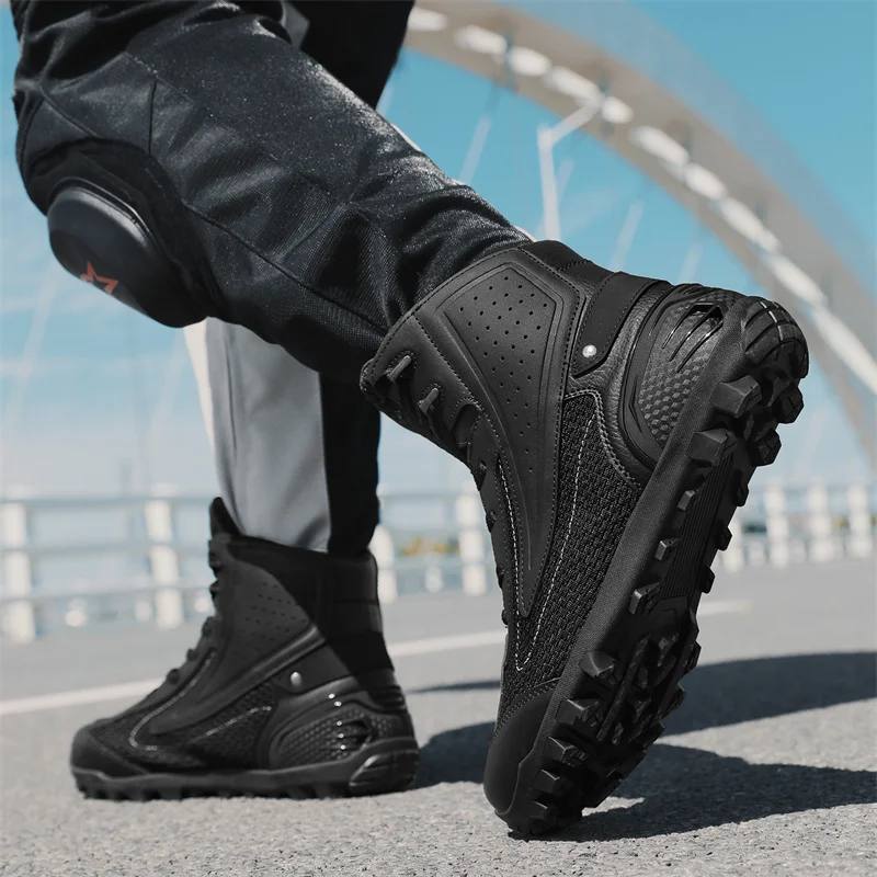 รองเท้าบูทมอเตอร์ไซค์กันน้ำสำห - Cycling Commute Shoes บทวิจารณ์และราคา